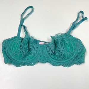 Victoria's Secret Underwire Push Up Bra